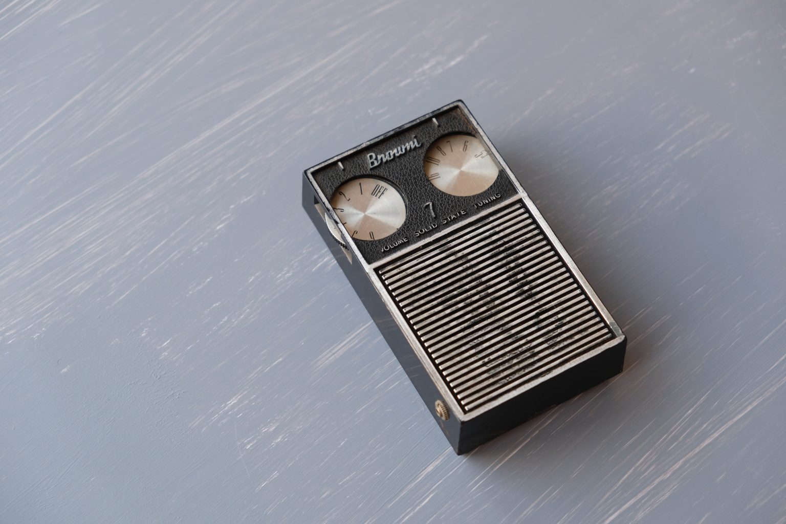 the-history-of-portable-music-players-hunt-hawk